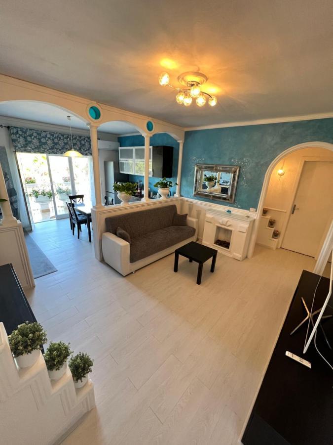 Relaxing Apartments Giardini-Naxos Zewnętrze zdjęcie