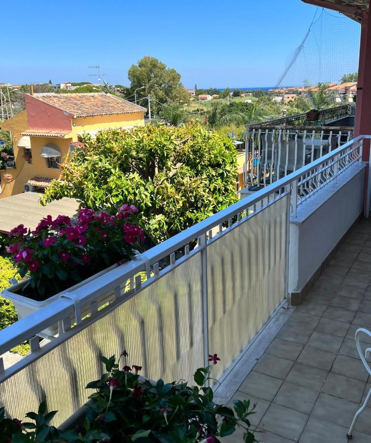 Relaxing Apartments Giardini-Naxos Zewnętrze zdjęcie